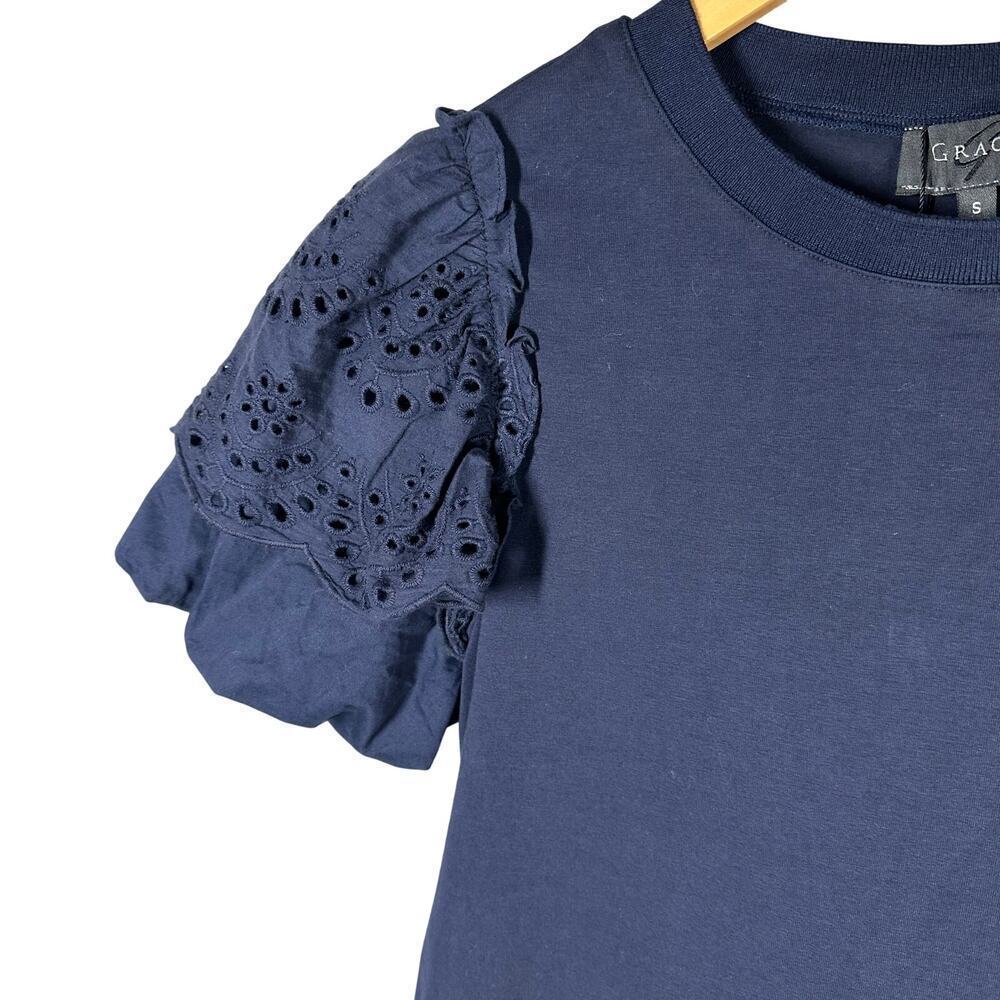 Gracia Embroidered Ruffle Puff Short Sleeve Top Navy Size Small - Picture 3 of 8